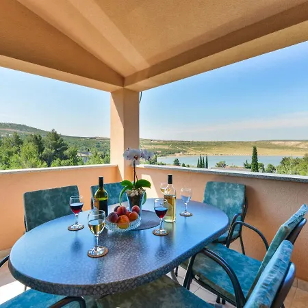 Matas-4 By Interhome *