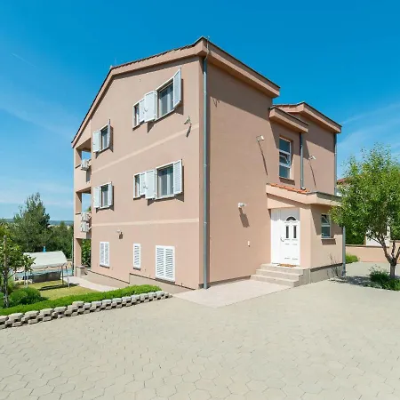 Apartment Matas - Srd318 By Interhome *
