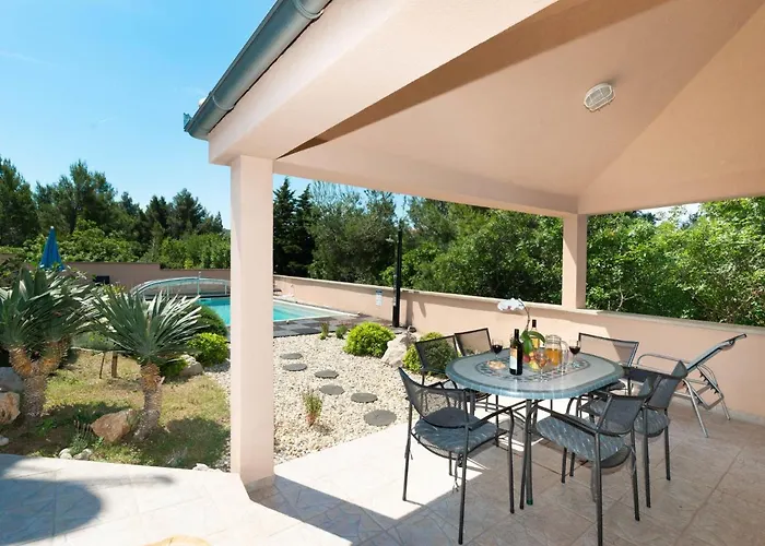 Appartement Matas-4 By Interhome Rovanjska