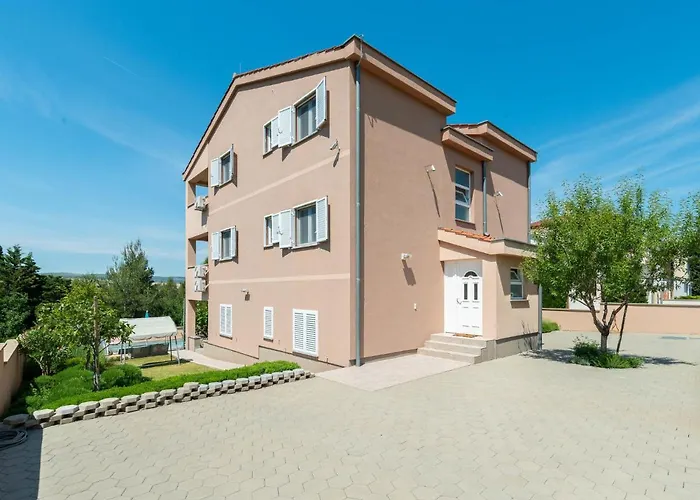 Lejlighed Matas-4 By Interhome *